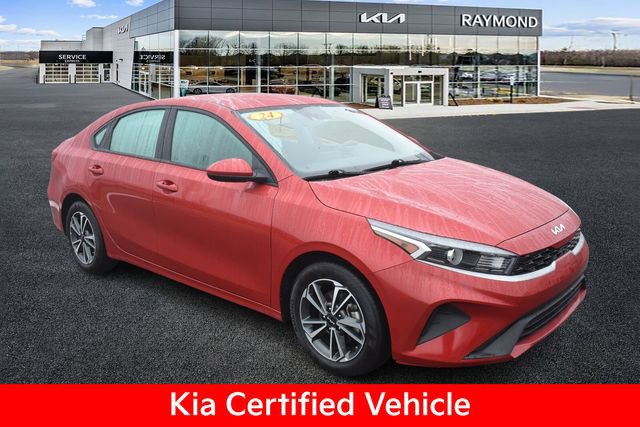 Certified 2024 Kia Forte LXS image 1