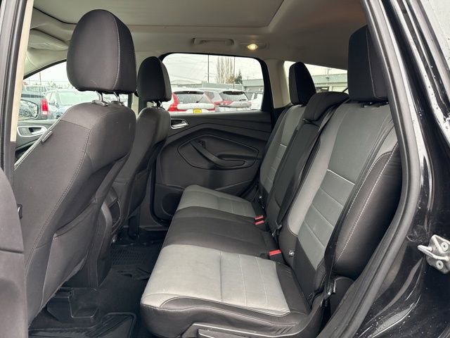 Used 2015 Ford Escape SE image 16