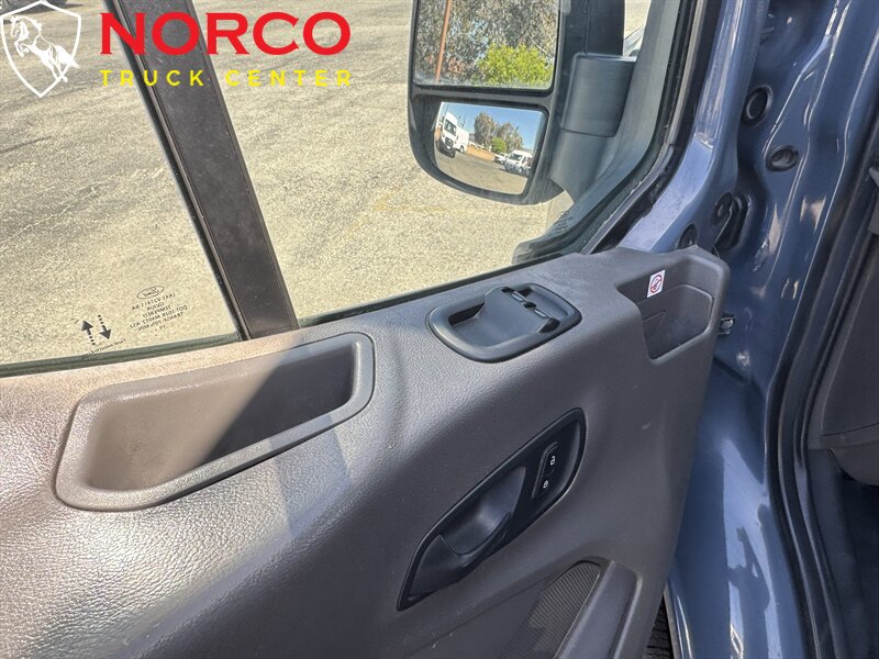 Used 2020 Ford Transit 250 148 High Roof Extended RWD image 18
