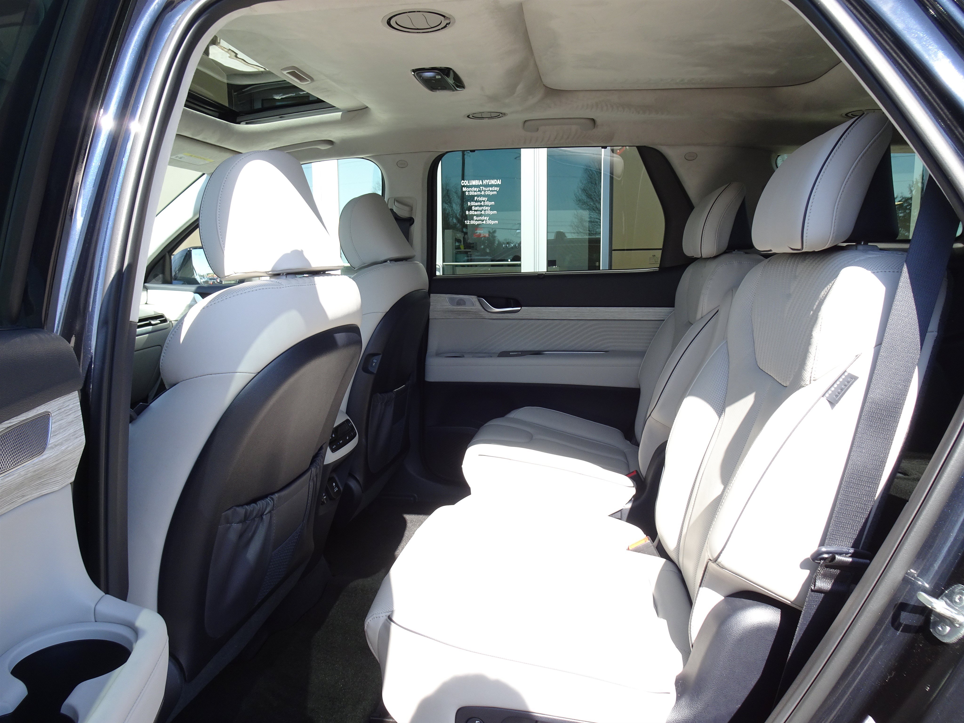 Used 2024 Hyundai Palisade Calligraphy AWD/4WD image 16