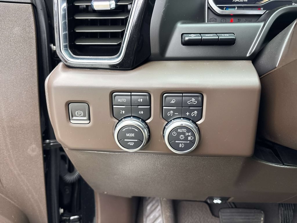 Used 2023 GMC Sierra 1500 Denali w/ Denali Reserve Package AWD/4WD image 17