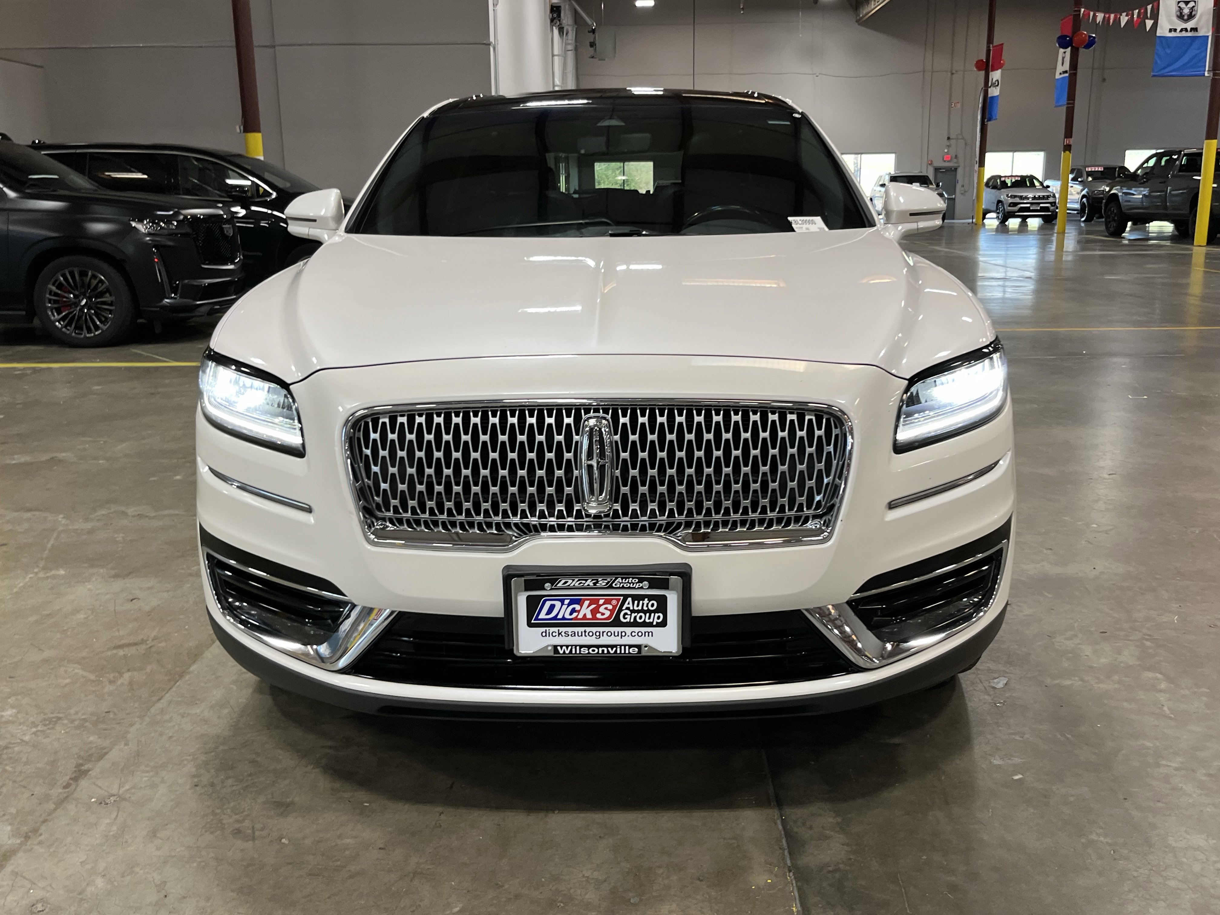 Used 2019 Lincoln Nautilus Reserve image 8