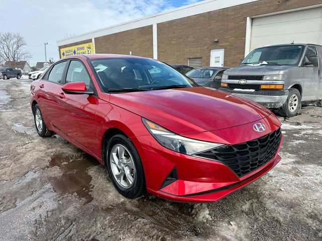 Used 2021 Hyundai Elantra SE image 11