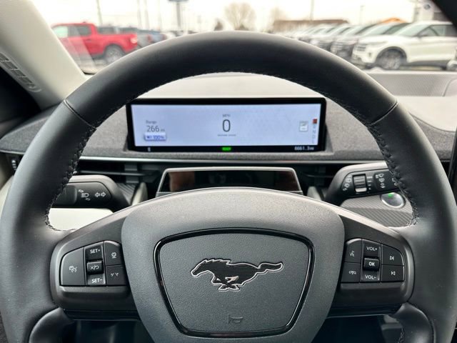 Used 2023 Ford Mustang Mach-E Premium image 25