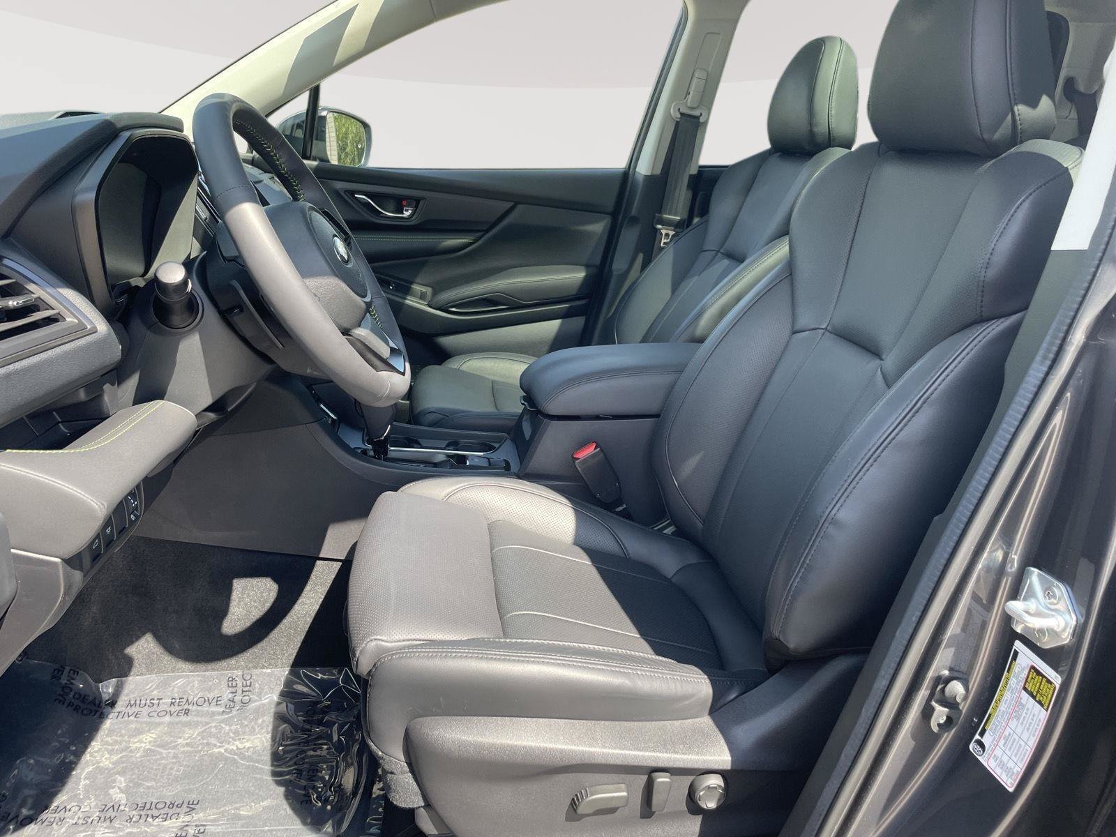 Certified 2025 Subaru Ascent Bronze Edition AWD/4WD image 3