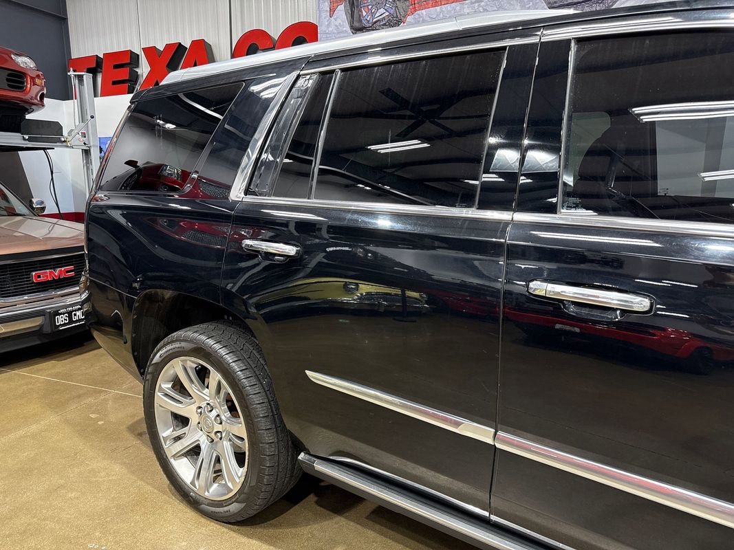 Used 2015 Cadillac Escalade Premium image 33