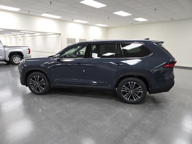 New 2026 Toyota Grand Highlander AWD Hybrid image 3