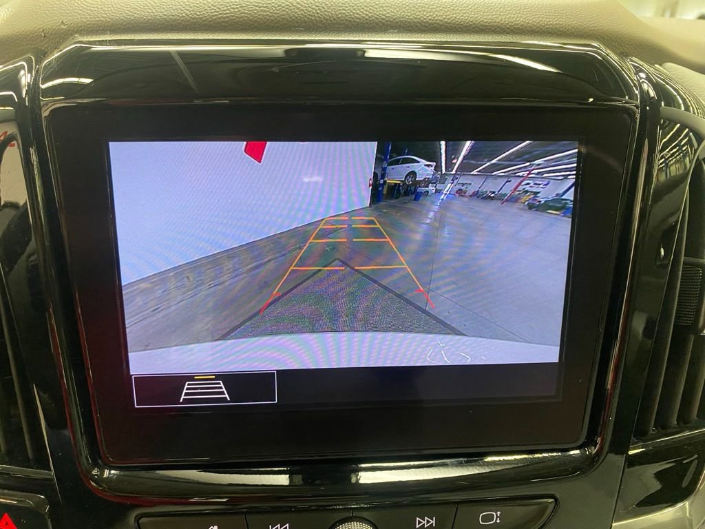 Used 2020 Chevrolet Traverse LT AWD/4WD image 30