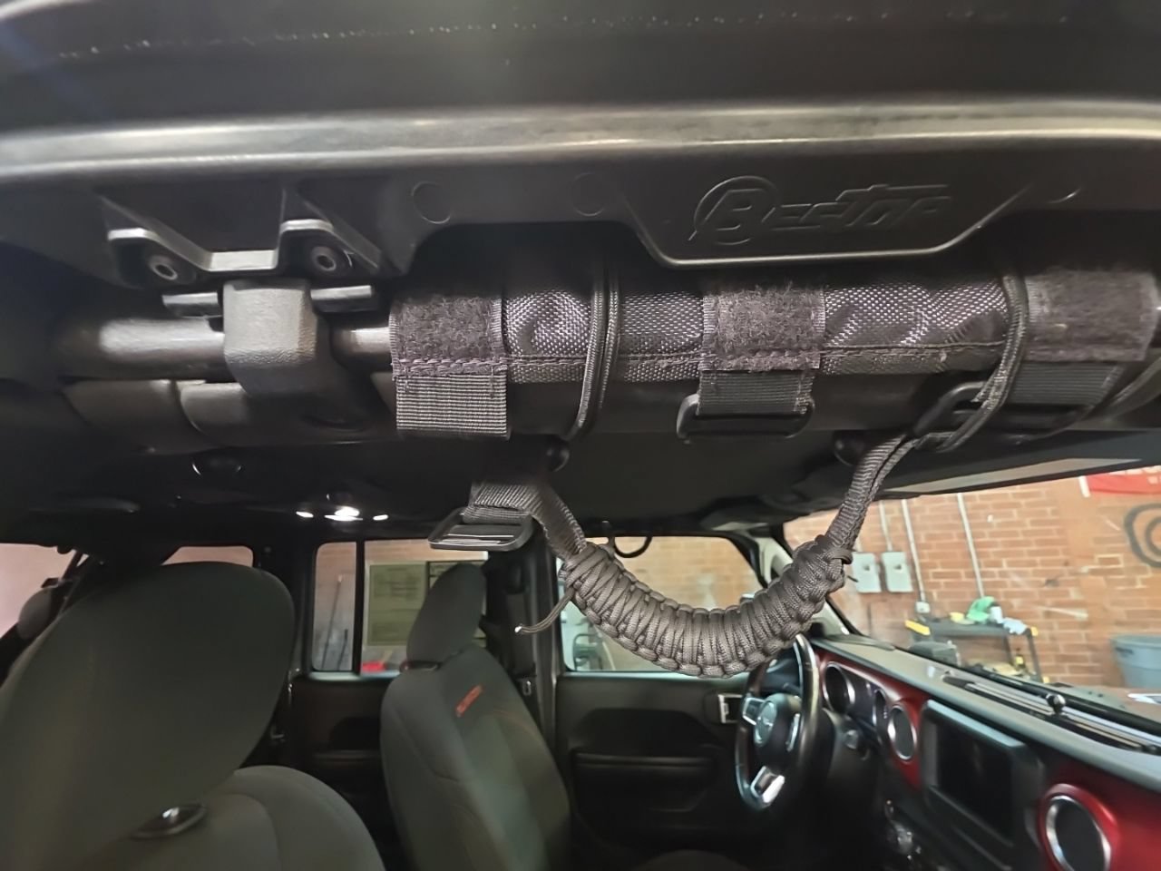 Used 2021 Jeep Wrangler Unlimited Rubicon AWD/4WD image 30