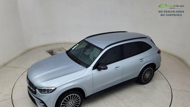 Used 2025 Mercedes-Benz GLC 350e 4MATIC w/ AMG Line image 81