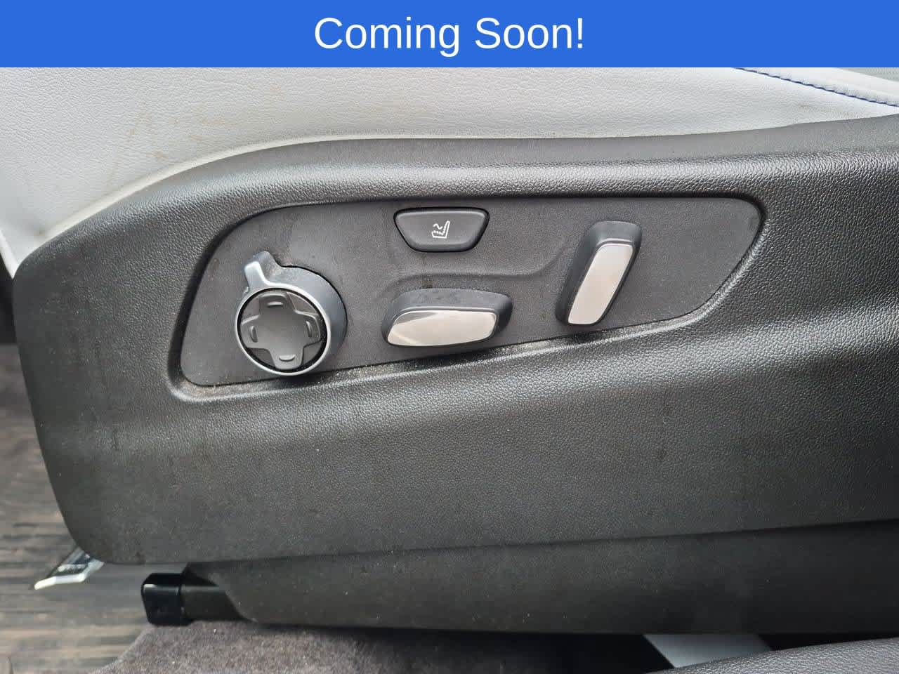 Used 2024 Cadillac XT4 Sport AWD/4WD image 17