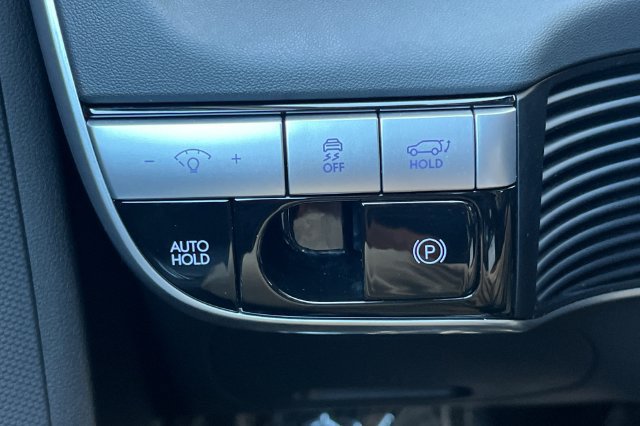 Used 2024 Hyundai Ioniq 5 SEL RWD image 32