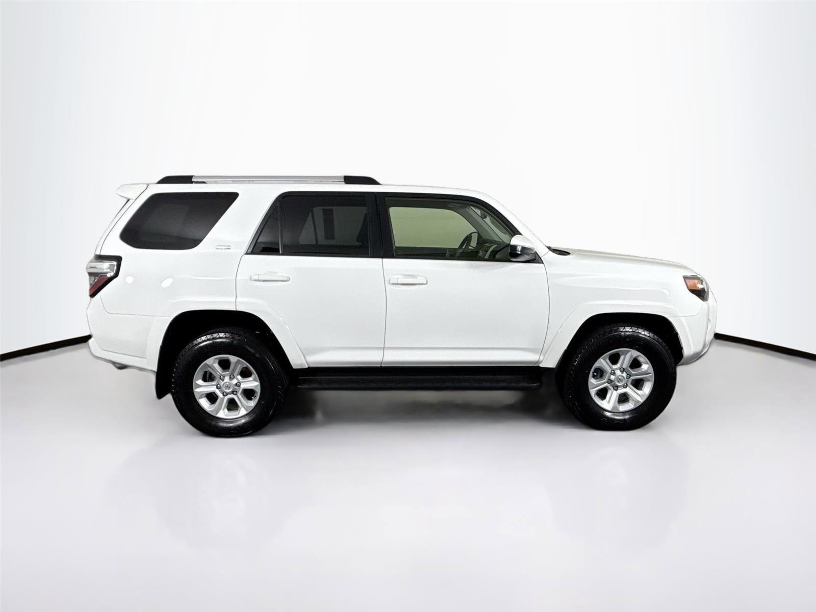 Certified 2024 Toyota 4Runner SR5 image 9