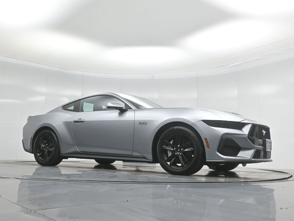 Certified 2025 Ford Mustang GT image 4