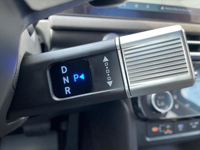 Used 2025 Hyundai Tucson Limited AWD/4WD image 48