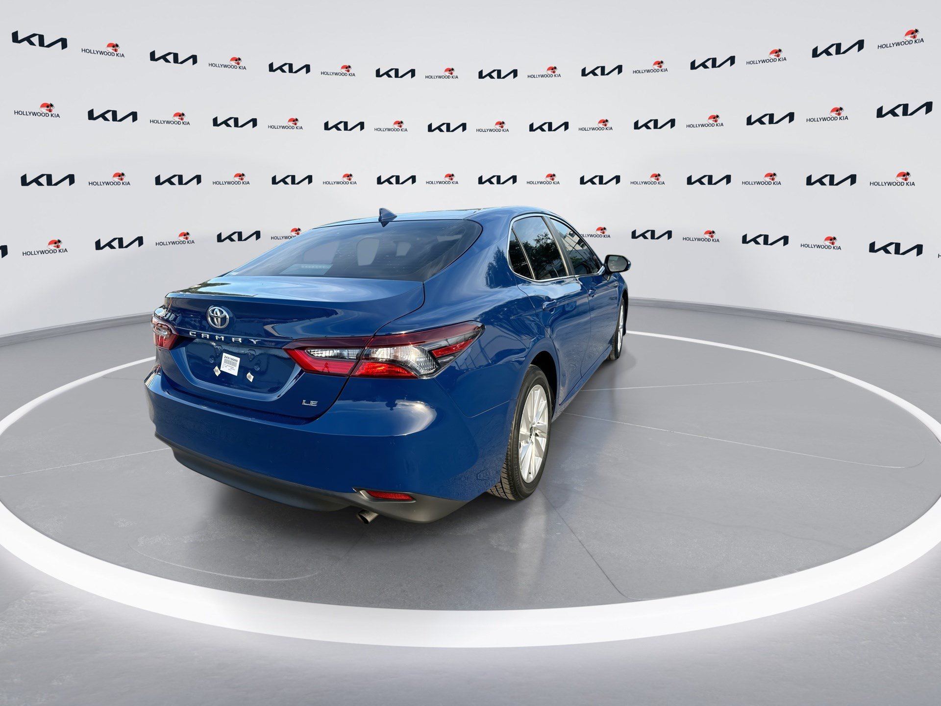 Used 2024 Toyota Camry LE FWD image 8