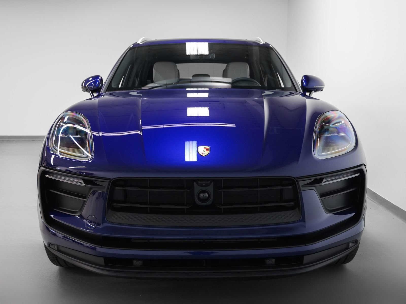 New 2026 Porsche Macan image 8