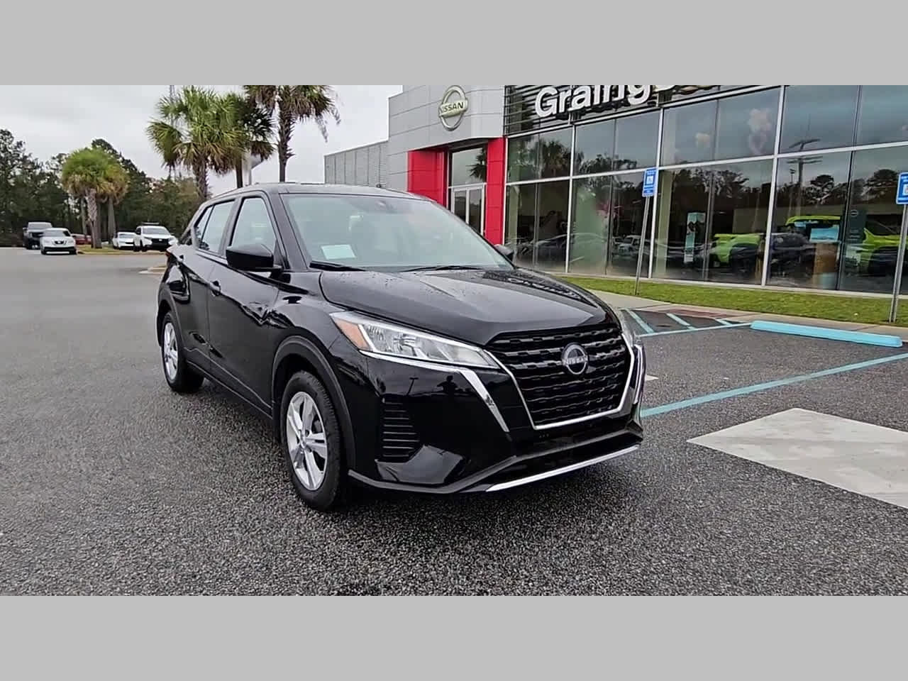 New 2025 Nissan Kicks Play S image 17