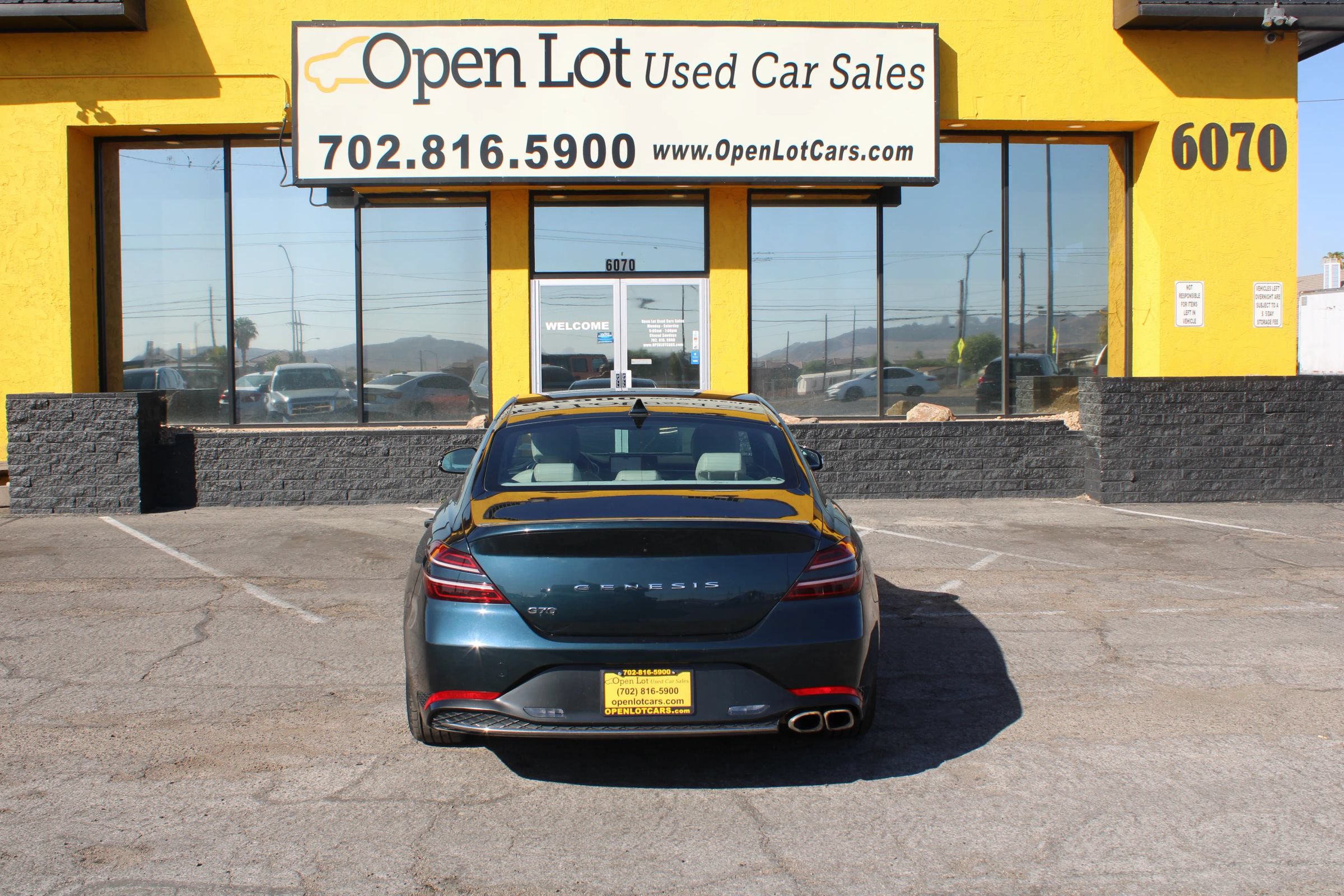 Used 2022 Genesis G70 2.0T RWD image 6