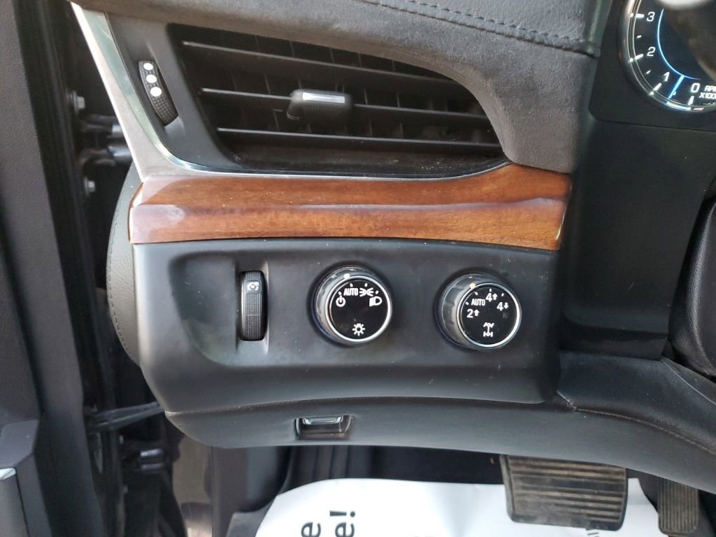 Used 2016 Cadillac Escalade ESV Premium image 19