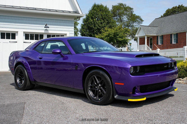 Used 2023 Dodge Challenger SRT Hellcat Redeye RWD image 12