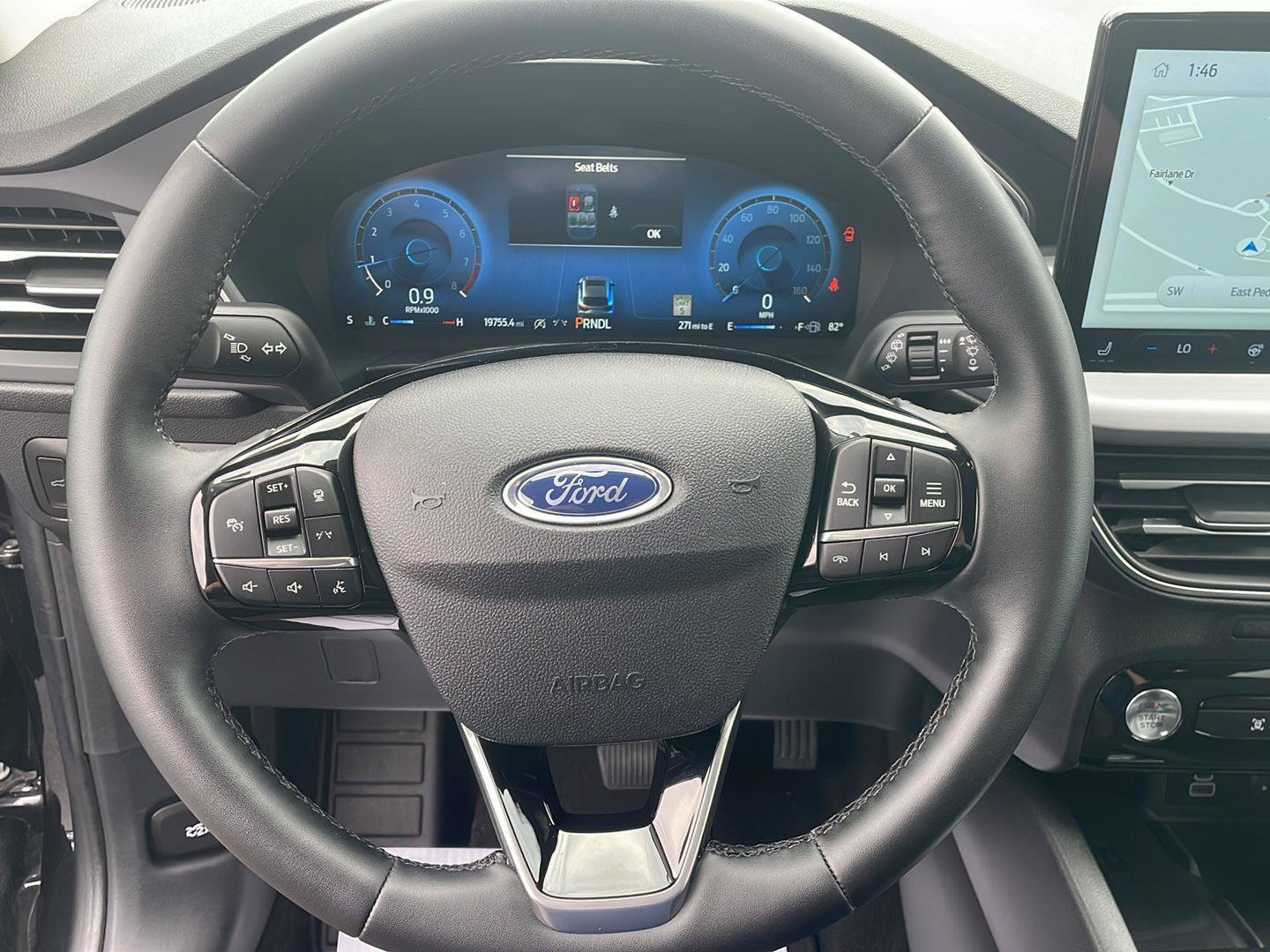 Used 2025 Ford Escape Platinum AWD/4WD image 13