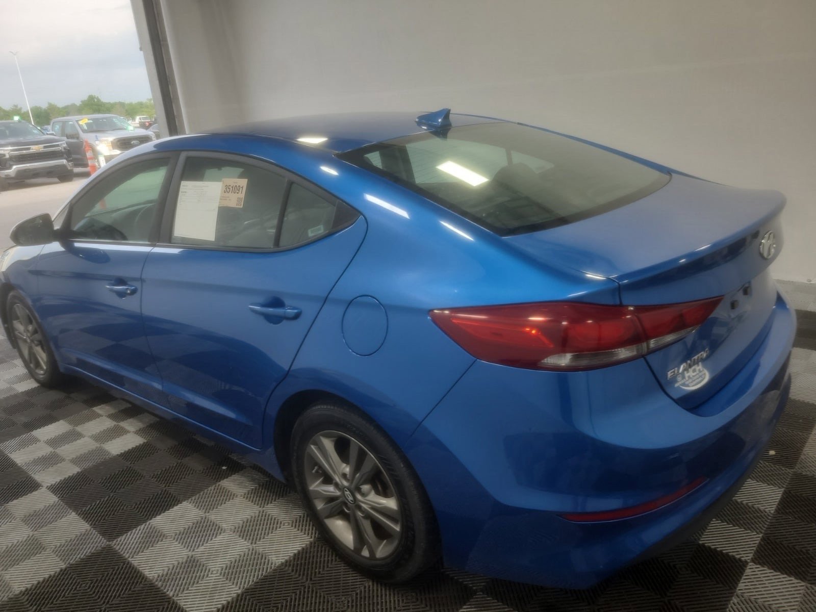 Used 2018 Hyundai Elantra SEL image 3