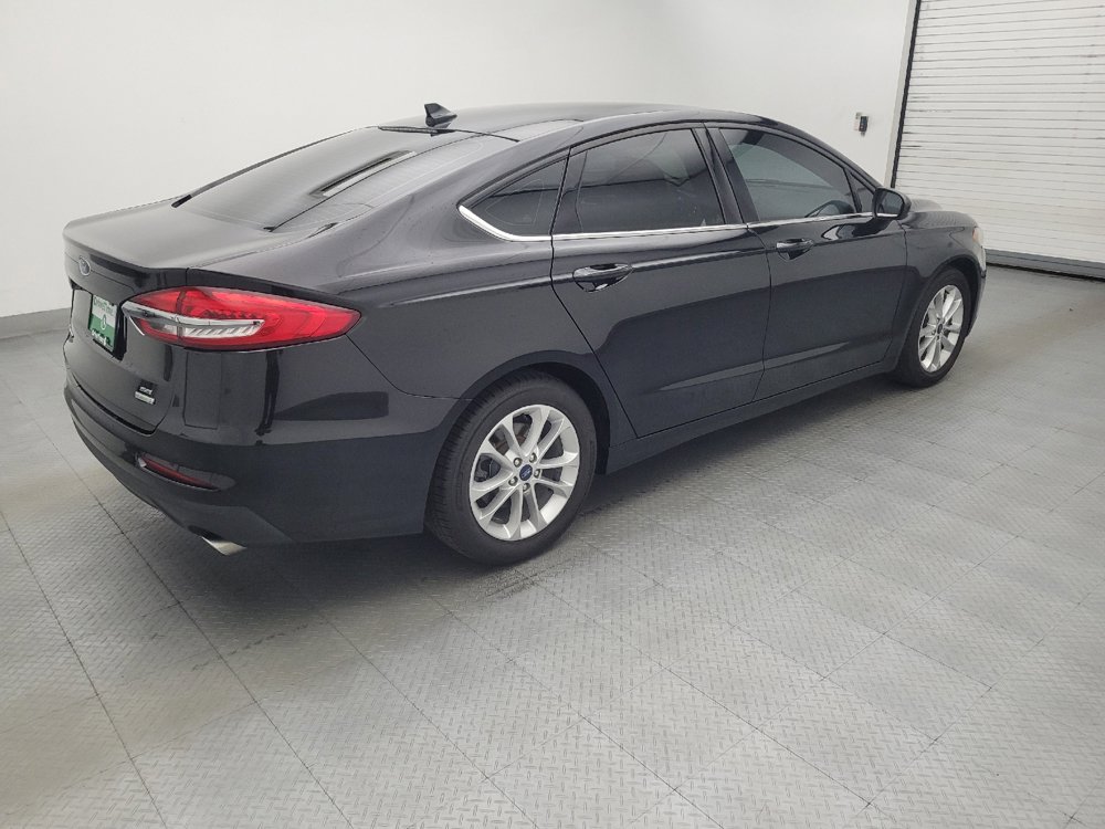 Used 2019 Ford Fusion SE FWD image 10