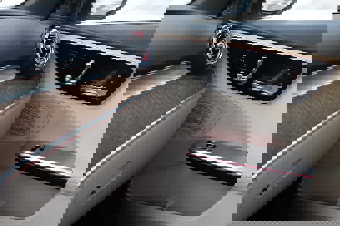 Used 2023 Mercedes-Benz C 300 4MATIC Sedan image 35