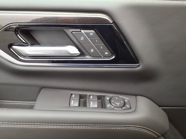 New 2027 GMC Yukon XL Elevation w/ Elevation Premium Package AWD/4WD image 30