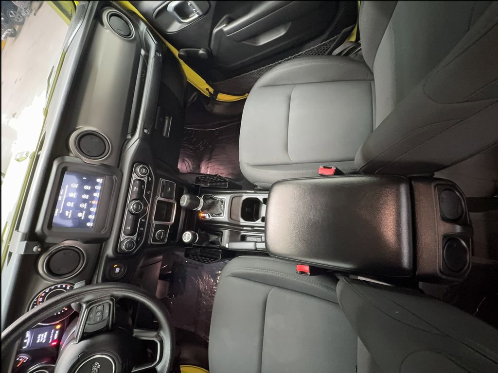 Used 2023 Jeep Gladiator Sport w/ Trailer Tow Package AWD/4WD image 38