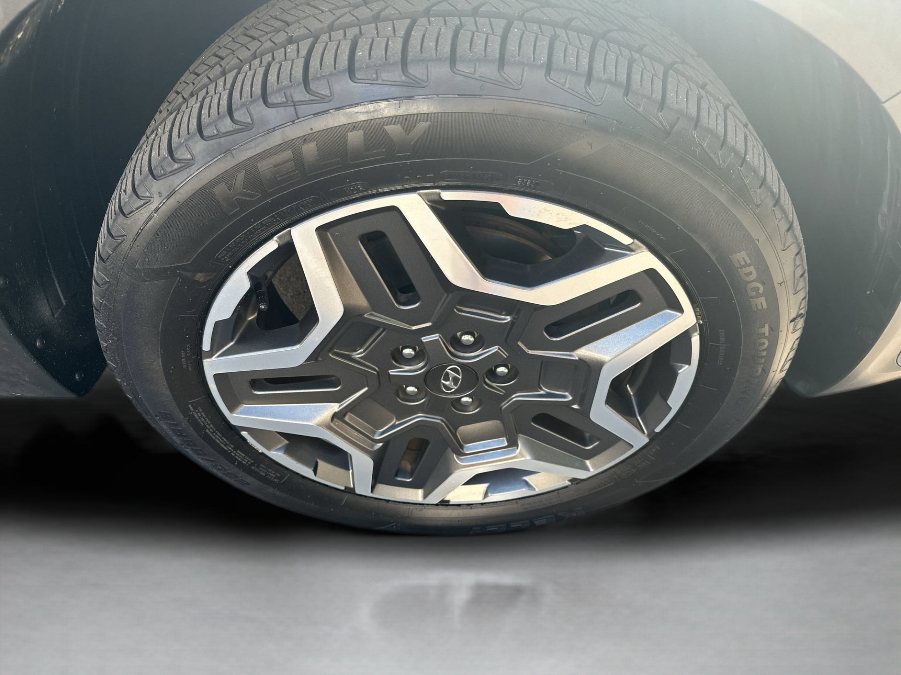Used 2022 Hyundai Santa Fe Limited FWD image 30