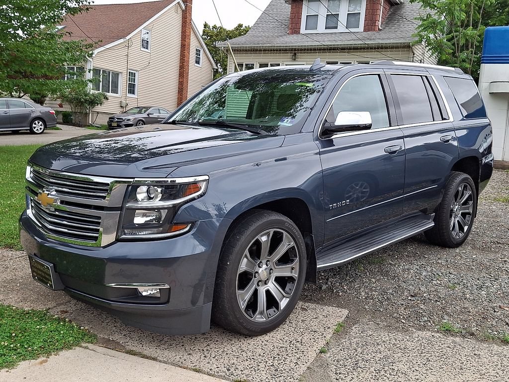 Certified 2019 Chevrolet Tahoe Premier AWD/4WD image 3