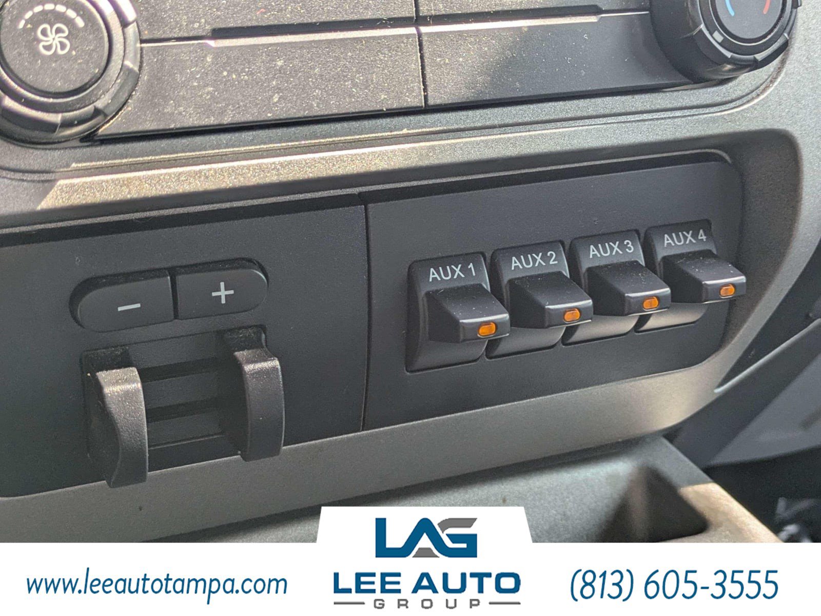 Used 2016 Ford F250 XLT w/ XLT Premium Package AWD/4WD image 19