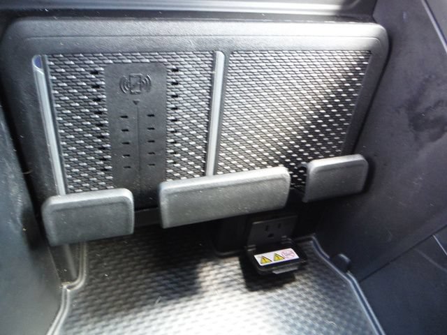 Used 2026 RAM 1500 Laramie w/ Laramie Preferred Package AWD/4WD image 34