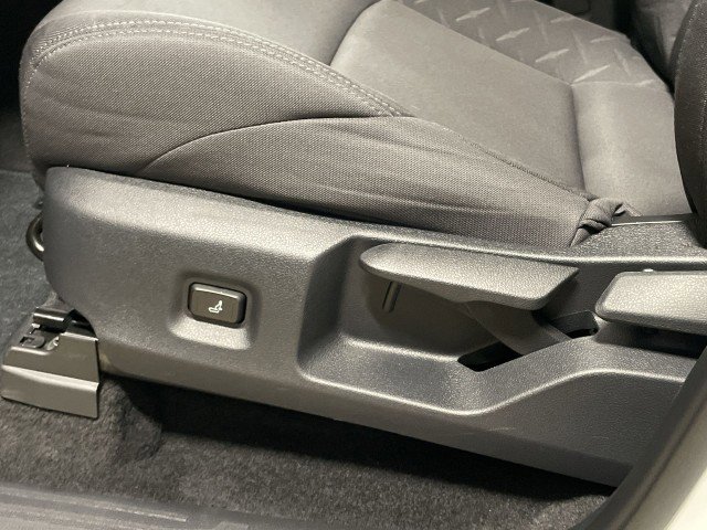 Used 2024 Toyota Tacoma SR5 AWD/4WD image 14