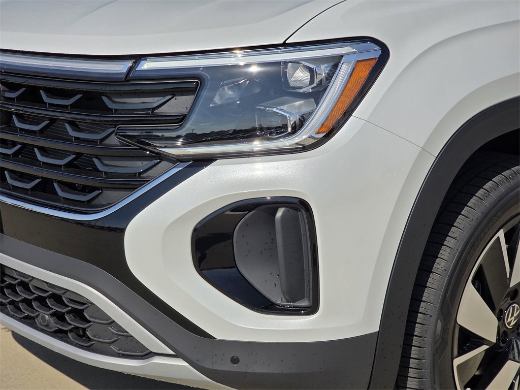 New 2026 Volkswagen Atlas Cross Sport SE image 6