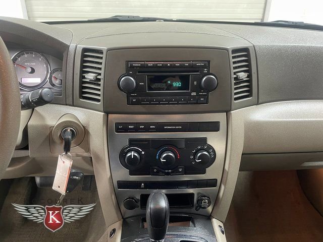 Used 2005 Jeep Grand Cherokee Laredo image 16