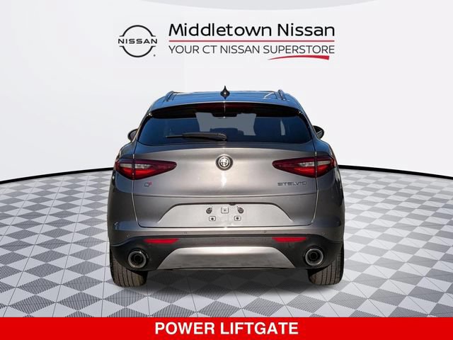 Used 2020 Alfa Romeo Stelvio AWD w/ Cold Weather Package image 4