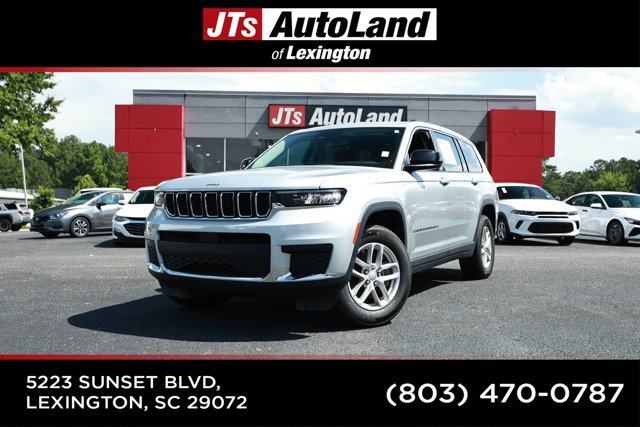 Used 2023 Jeep Grand Cherokee L Laredo RWD image 1