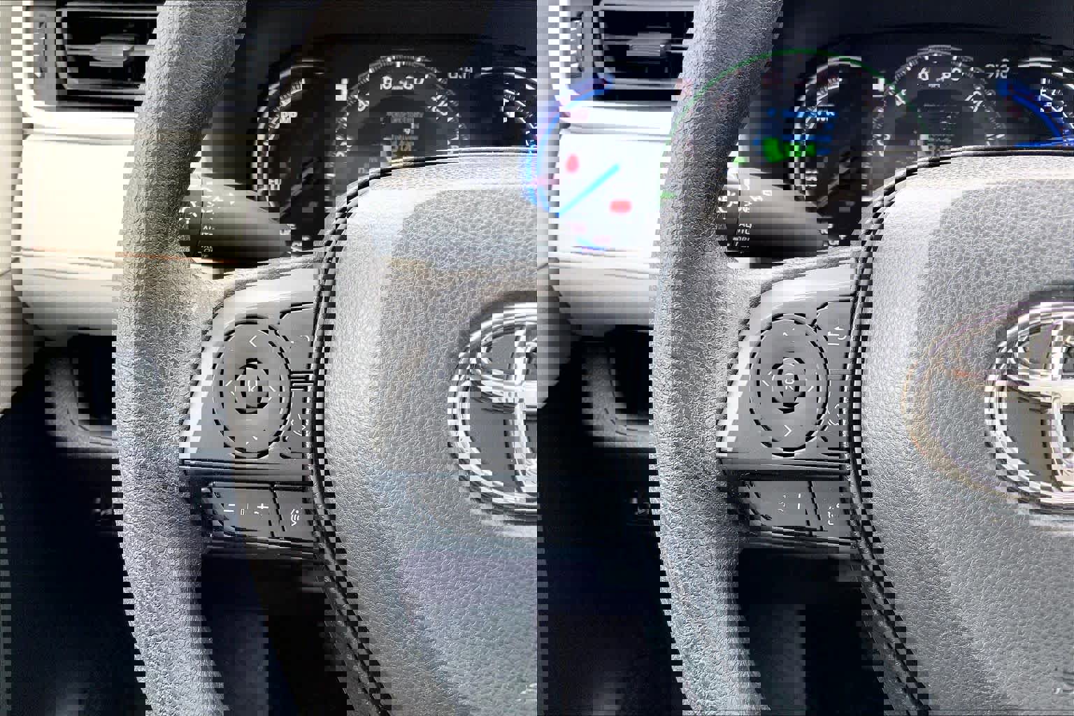 Used 2023 Toyota RAV4 XLE w/ Convenience Package image 23