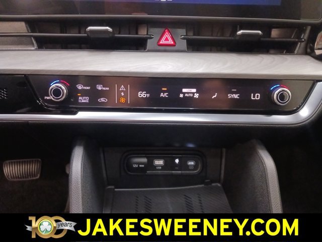 Used 2025 Kia Sportage X-Line w/ Premium Package image 24