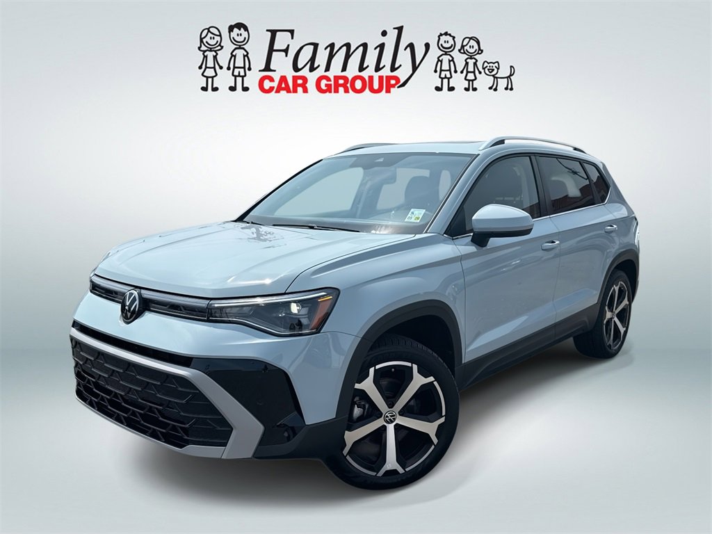 Used 2025 Volkswagen Taos SEL