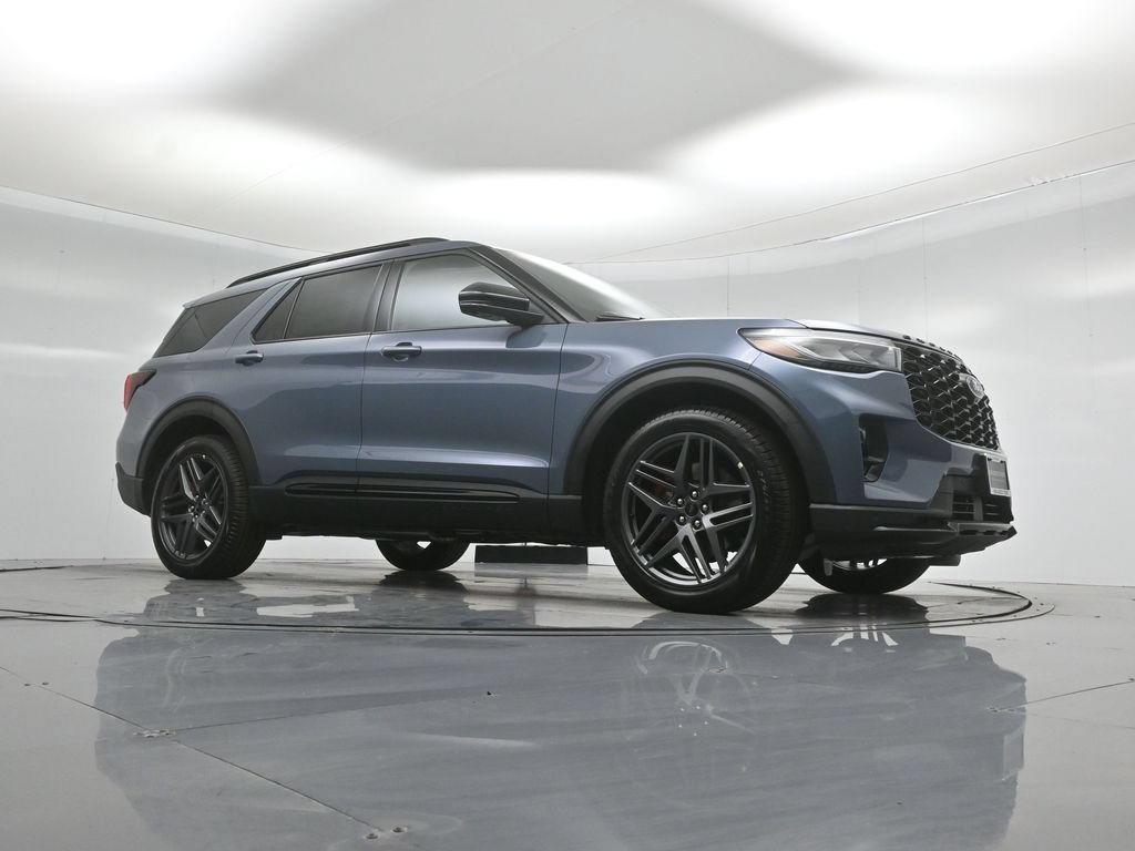 New 2026 Ford Explorer ST w/ Sun And Sound Package AWD/4WD image 3