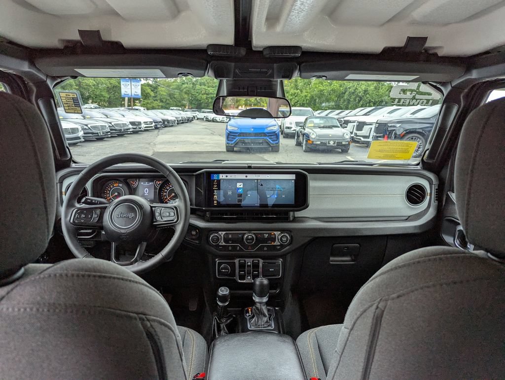 Used 2025 Jeep Wrangler Unlimited Sport AWD/4WD image 39