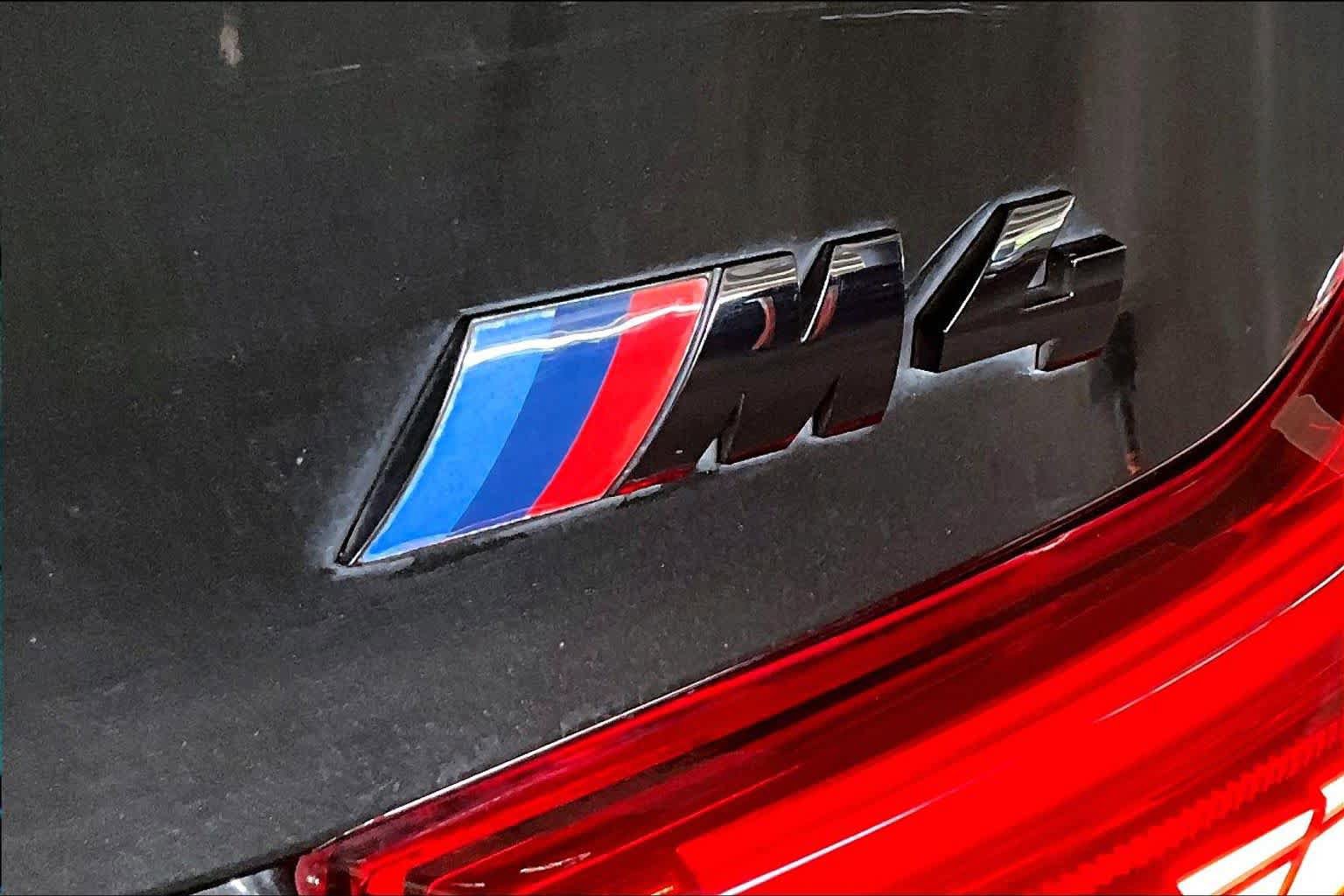 Used 2020 BMW M4 Coupe w/ Competition Package RWD image 9