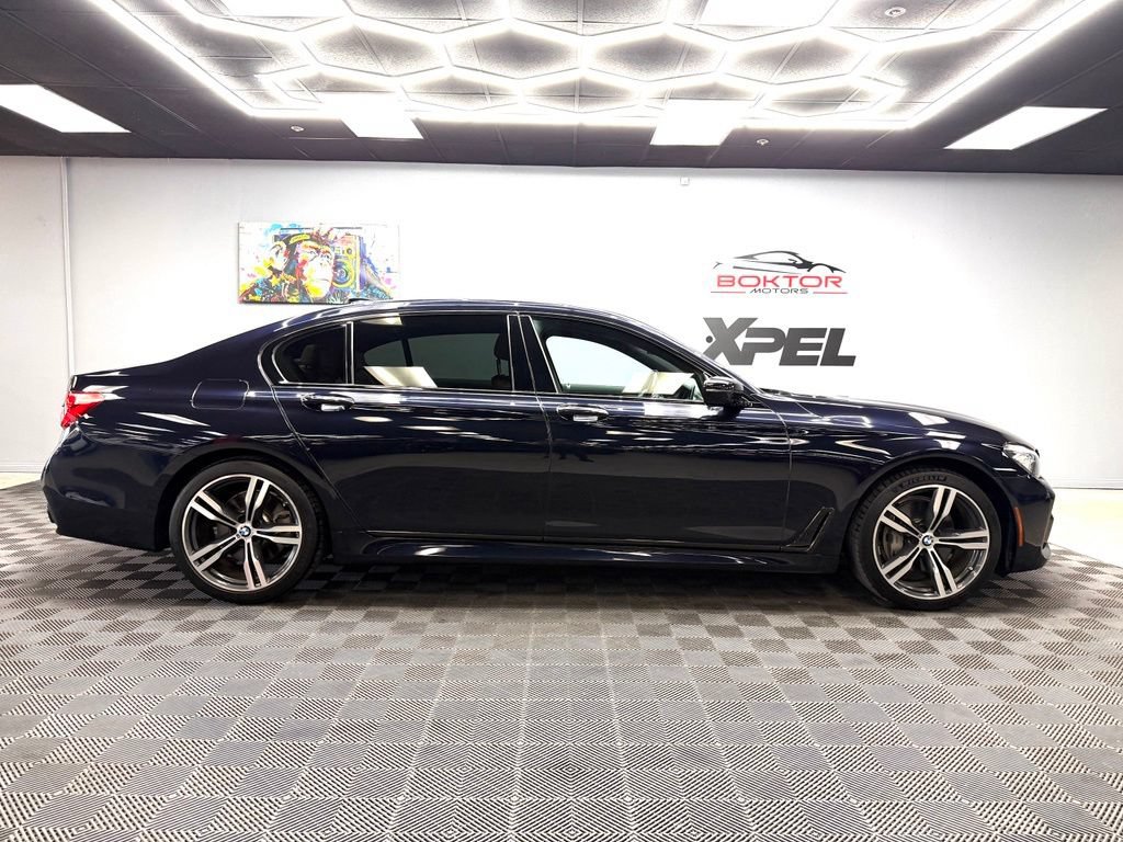 Used 2019 BMW 740i w/ M Sport Package RWD image 17