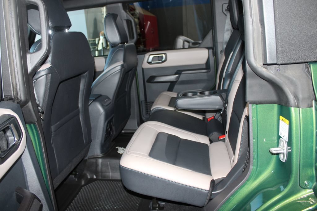 Used 2024 Ford Bronco Wildtrak AWD/4WD image 12