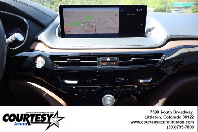 Used 2024 Acura MDX SH-AWD w/ Technology Package image 16
