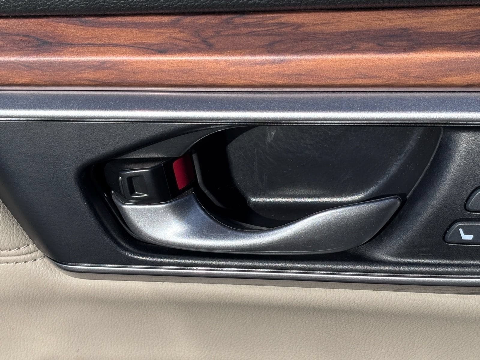 Certified 2021 Honda CR-V Touring image 20